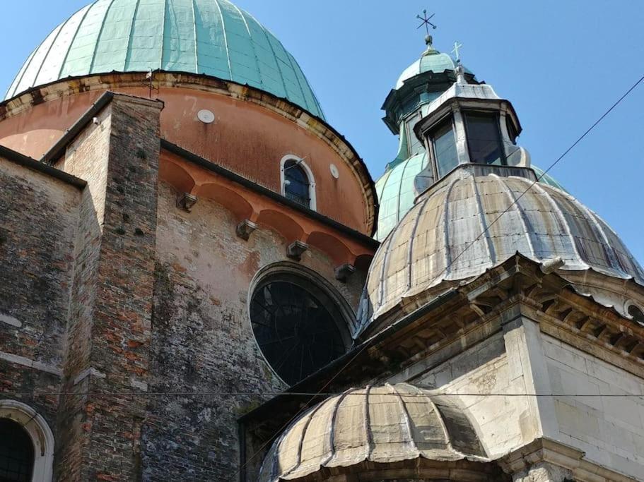 Ampi Spazi, A Piedi In Centro. Lägenhet Treviso Exteriör bild