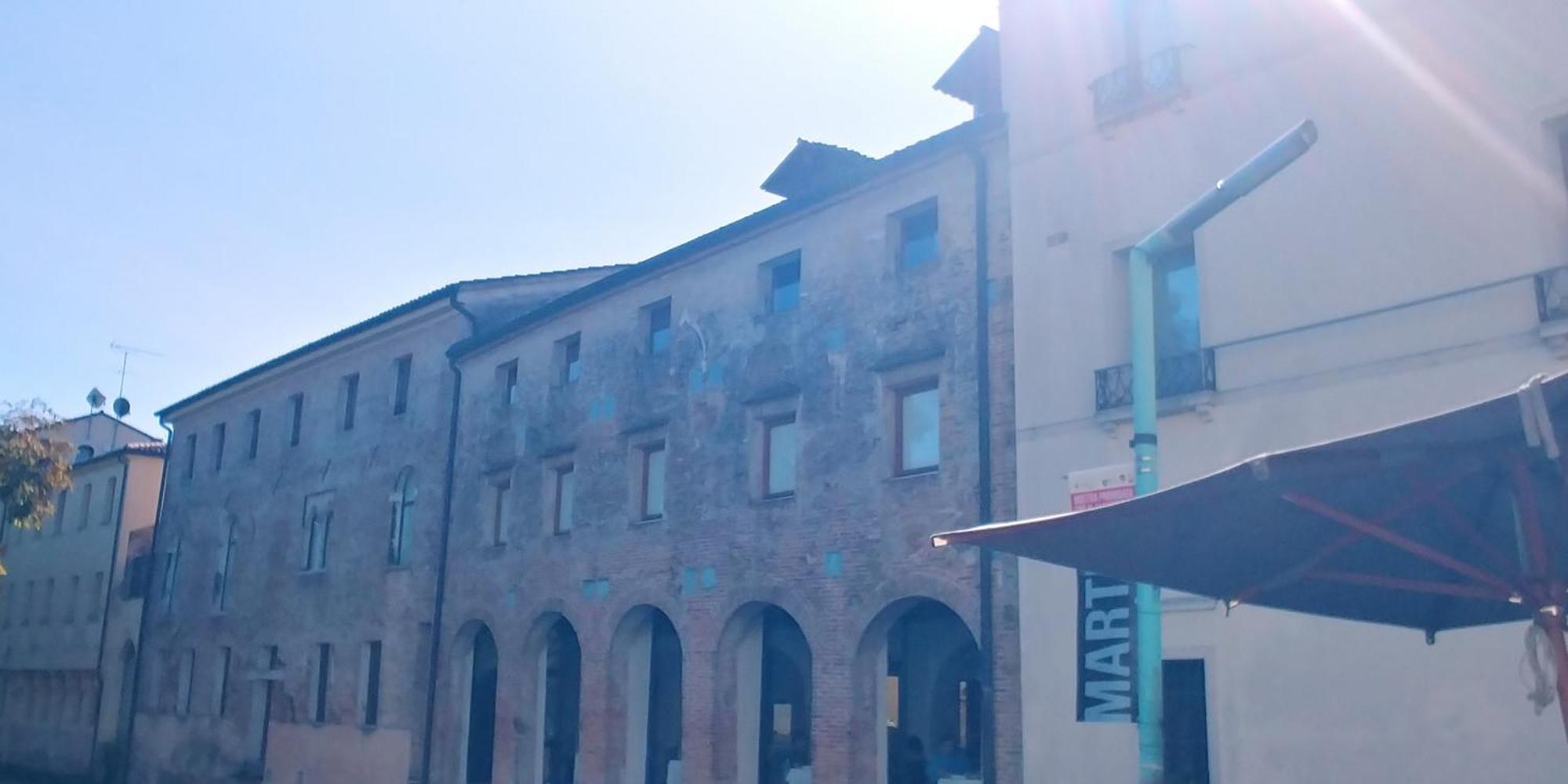 Ampi Spazi, A Piedi In Centro. Lägenhet Treviso Exteriör bild