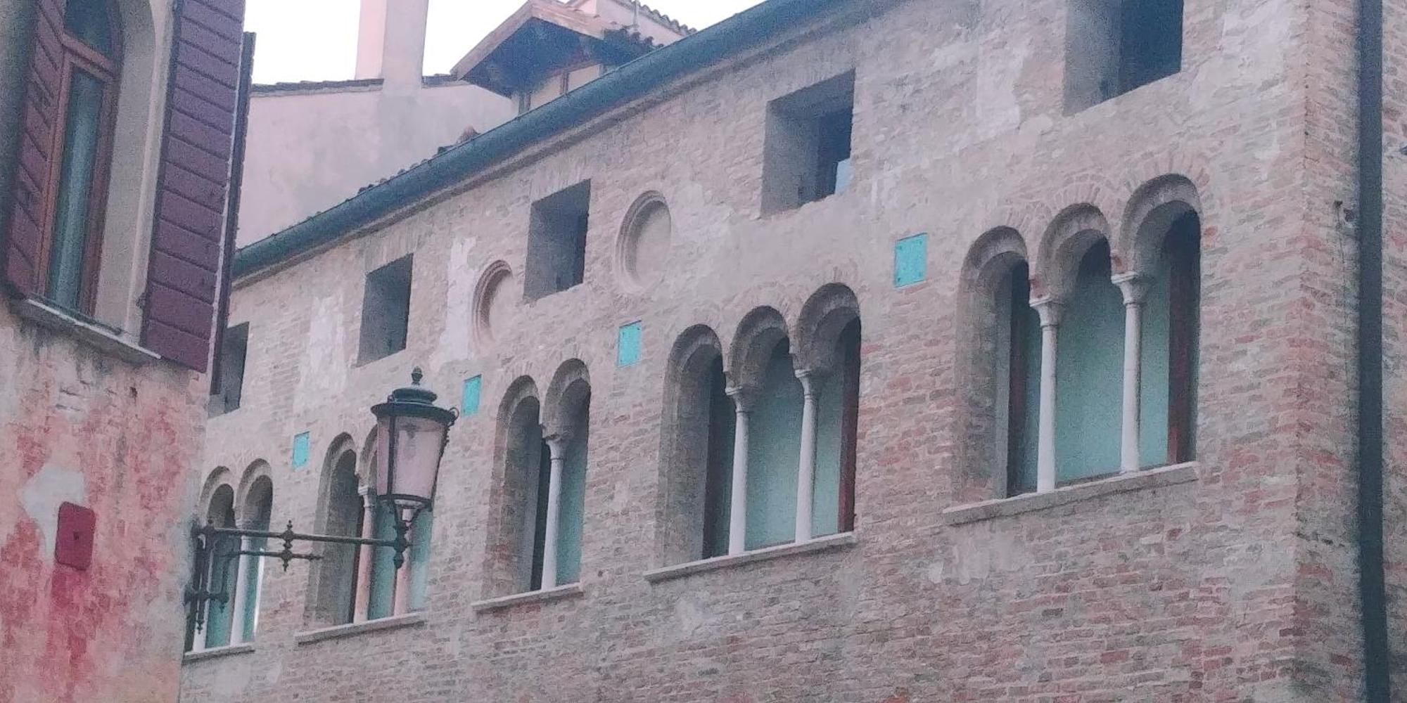 Ampi Spazi, A Piedi In Centro. Lägenhet Treviso Exteriör bild